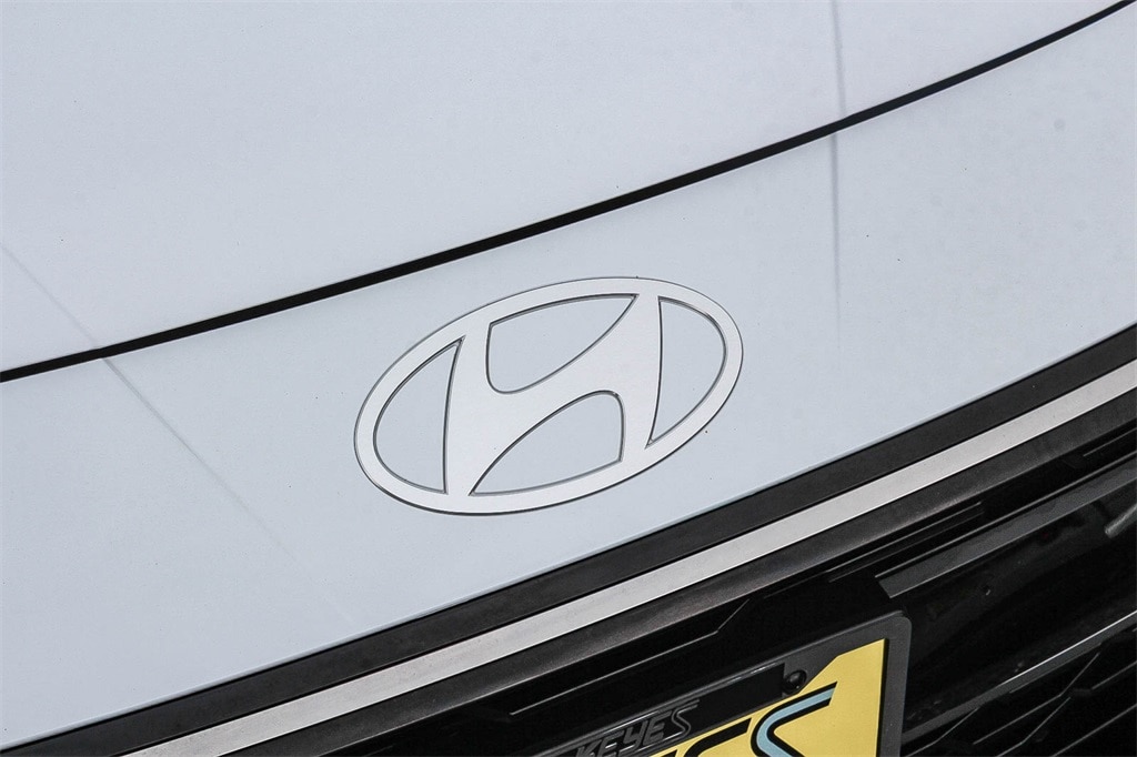 Thumbnail: 2025 Hyundai Elantra - 26