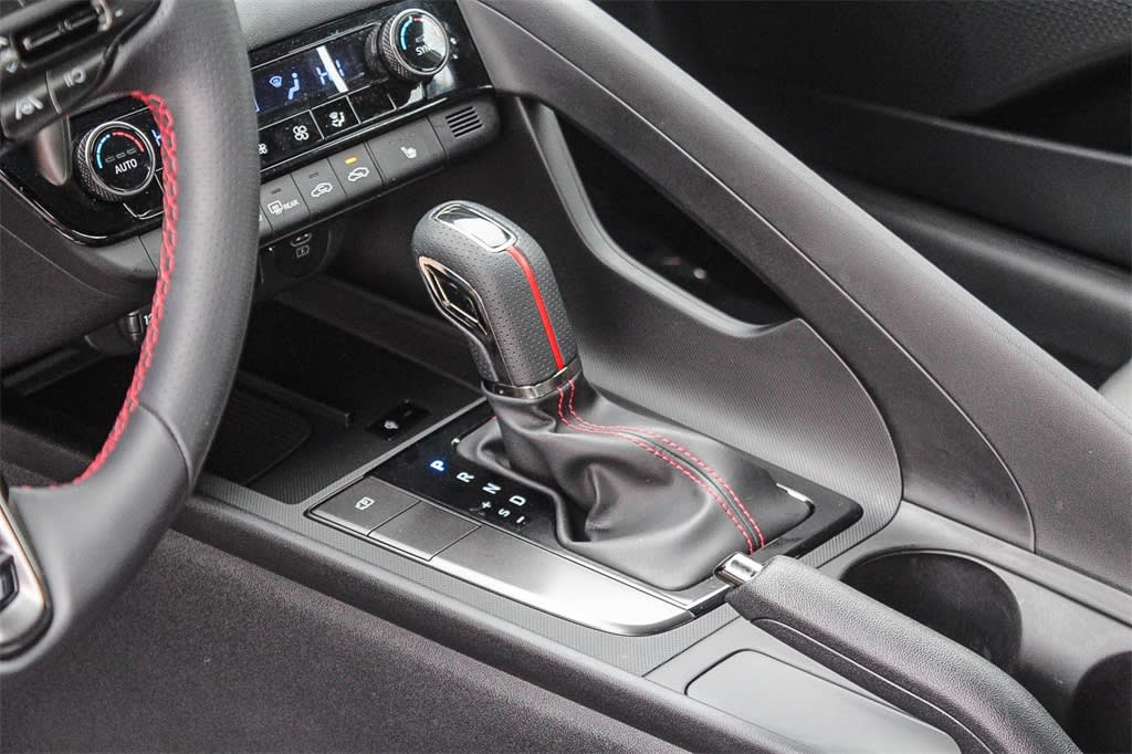 Thumbnail: 2025 Hyundai Elantra - 15