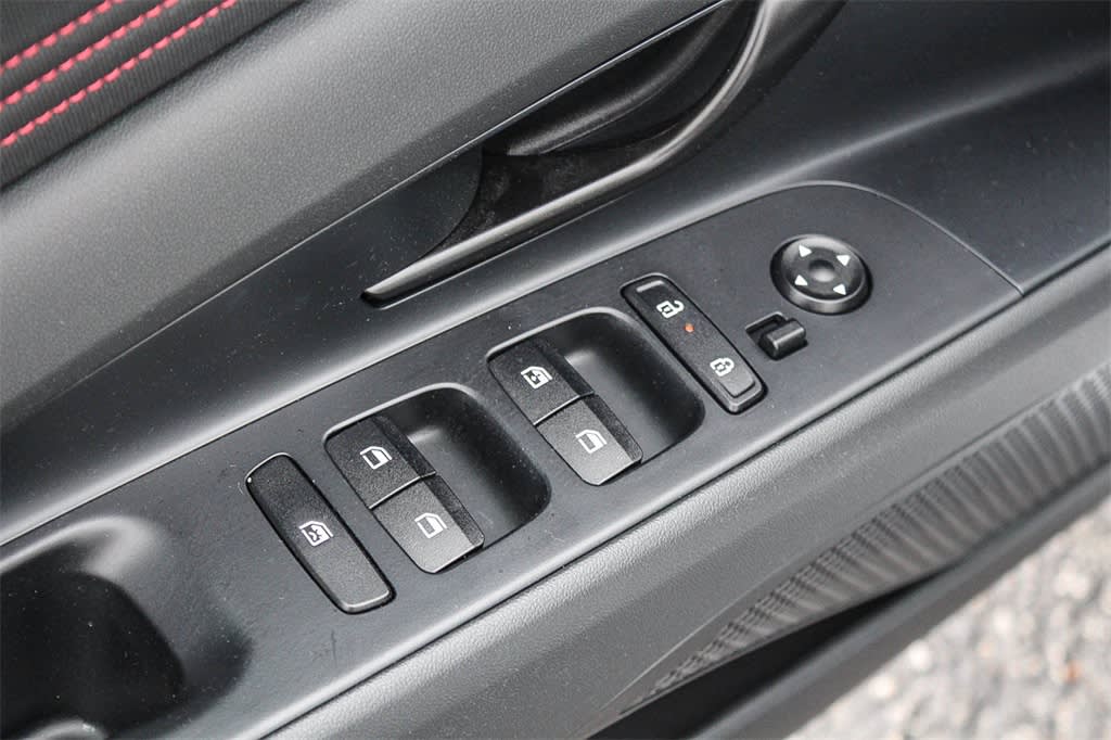 Thumbnail: 2025 Hyundai Elantra - 28