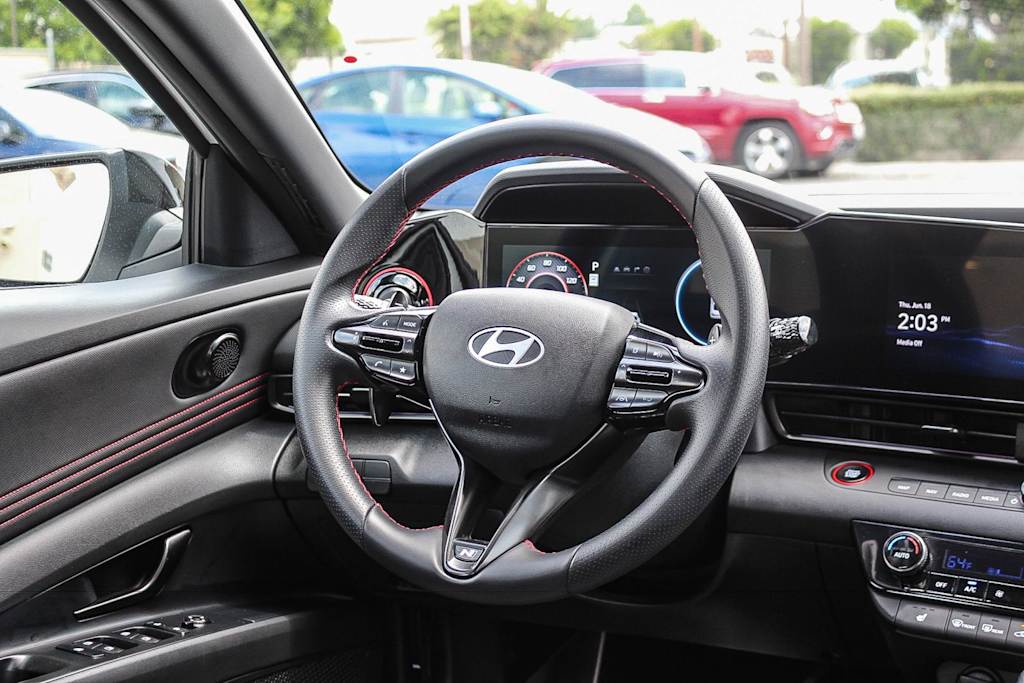 Thumbnail: 2025 Hyundai Elantra - 10
