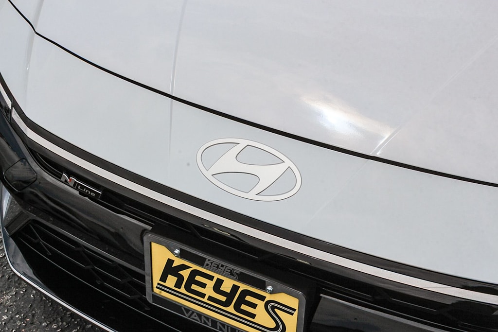 Thumbnail: 2025 Hyundai Elantra - 23