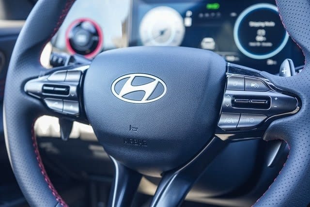 Thumbnail: 2025 Hyundai Elantra - 30