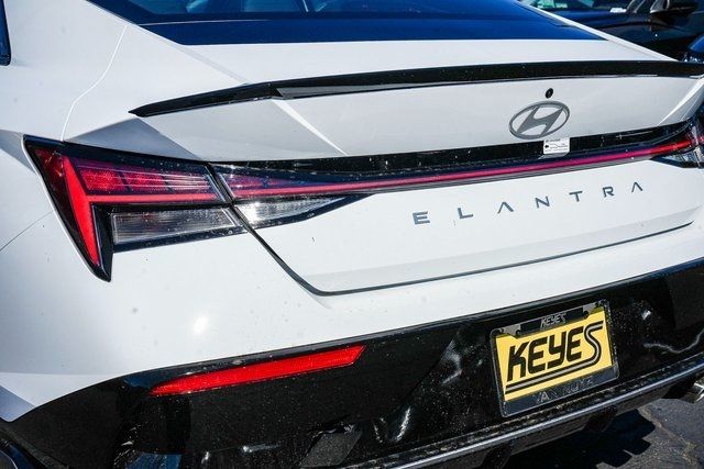 Thumbnail: 2025 Hyundai Elantra - 25