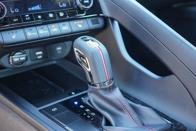 Thumbnail: 2025 Hyundai Elantra - 33