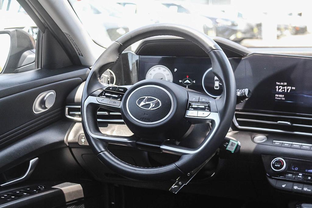 Thumbnail: 2023 Hyundai Elantra - 9
