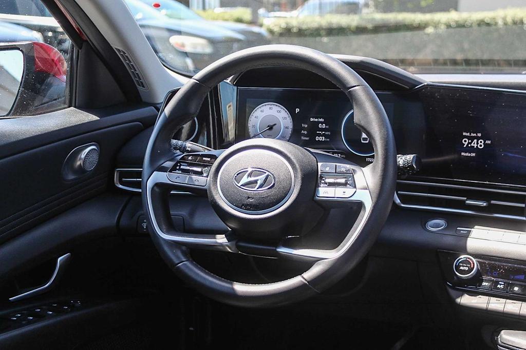 Thumbnail: 2023 Hyundai Elantra - 11