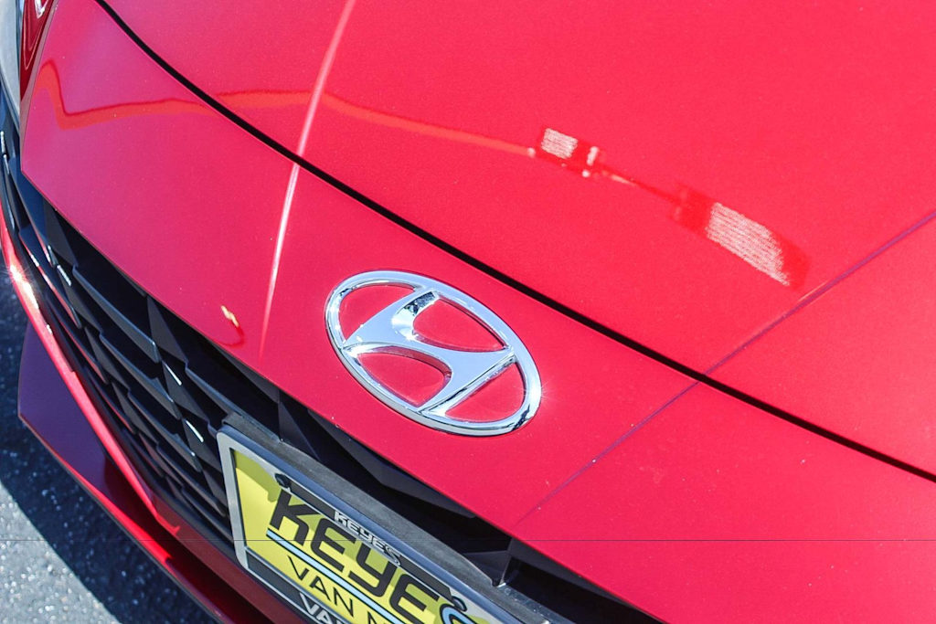 Thumbnail: 2023 Hyundai Elantra - 23