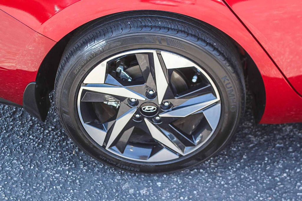 Thumbnail: 2023 Hyundai Elantra - 7