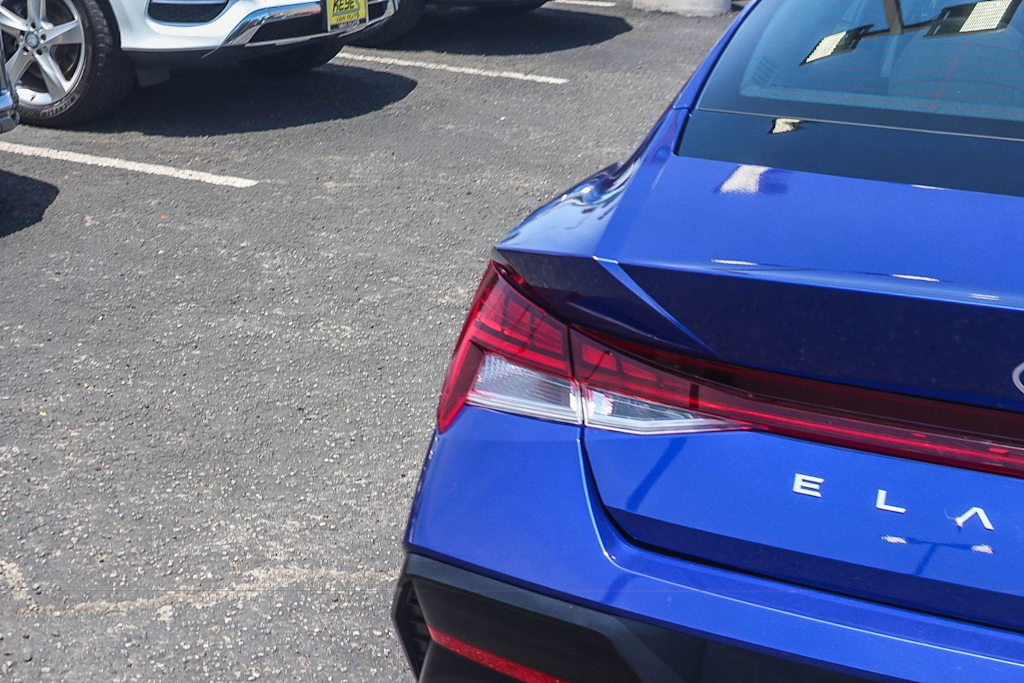 Thumbnail: 2025 Hyundai Elantra - 20