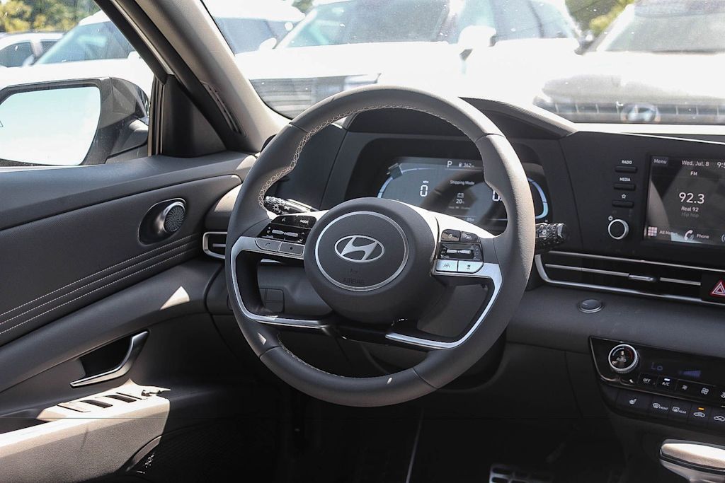 Thumbnail: 2026 Hyundai Elantra - 12