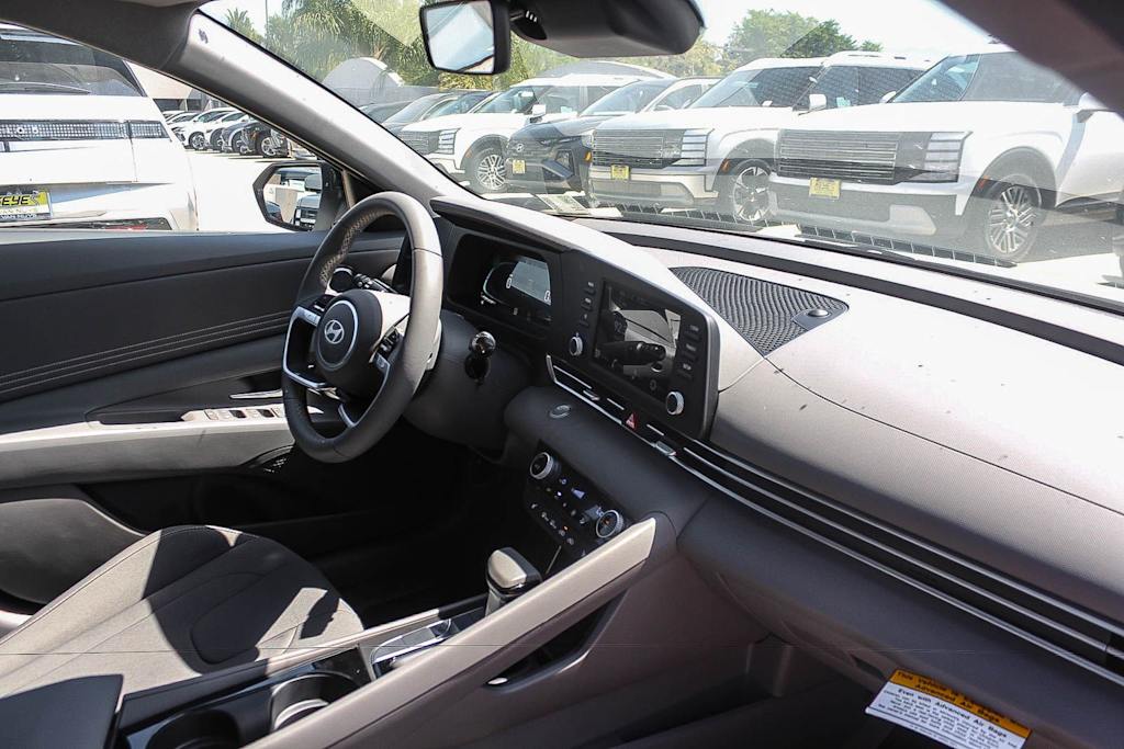 Thumbnail: 2026 Hyundai Elantra - 13