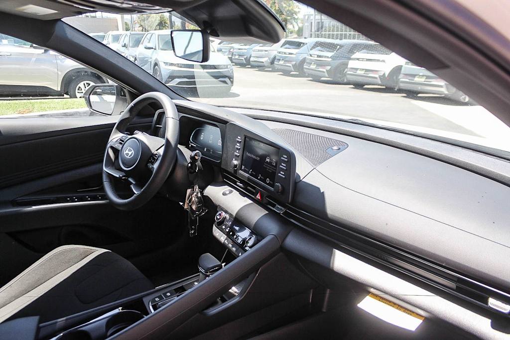 Thumbnail: 2026 Hyundai Elantra - 12