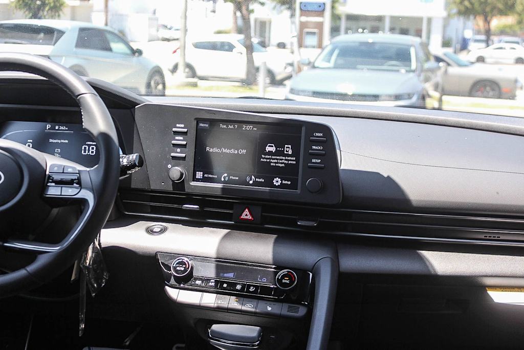 Thumbnail: 2026 Hyundai Elantra - 9