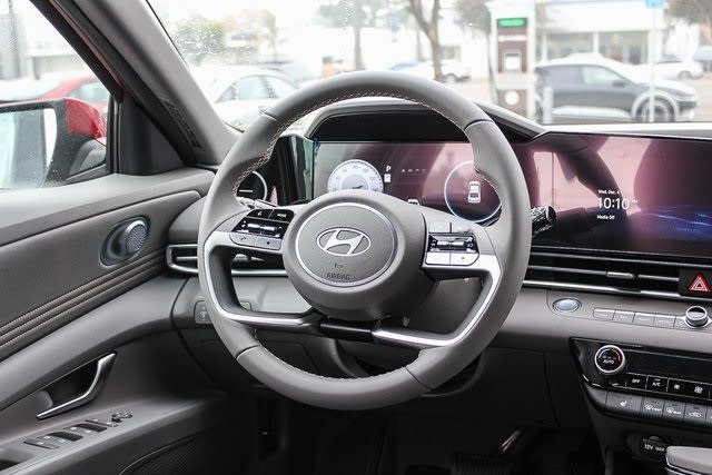 Thumbnail: 2025 Hyundai Elantra - 8