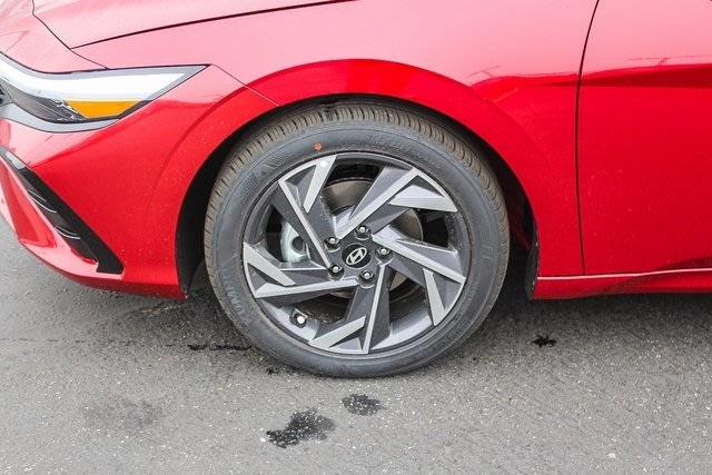 Thumbnail: 2025 Hyundai Elantra - 21