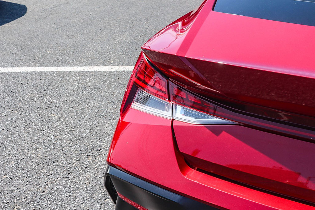 Thumbnail: 2024 Hyundai Elantra - 20