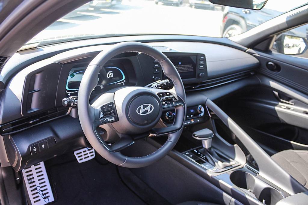 Thumbnail: 2026 Hyundai Elantra - 23