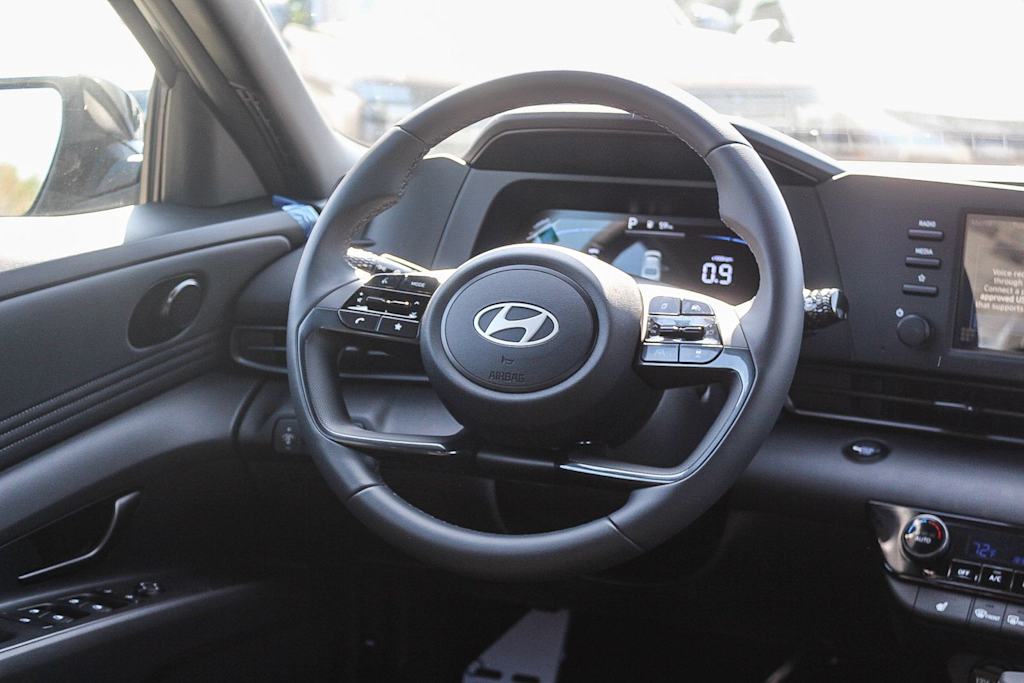 Thumbnail: 2026 Hyundai Elantra - 11