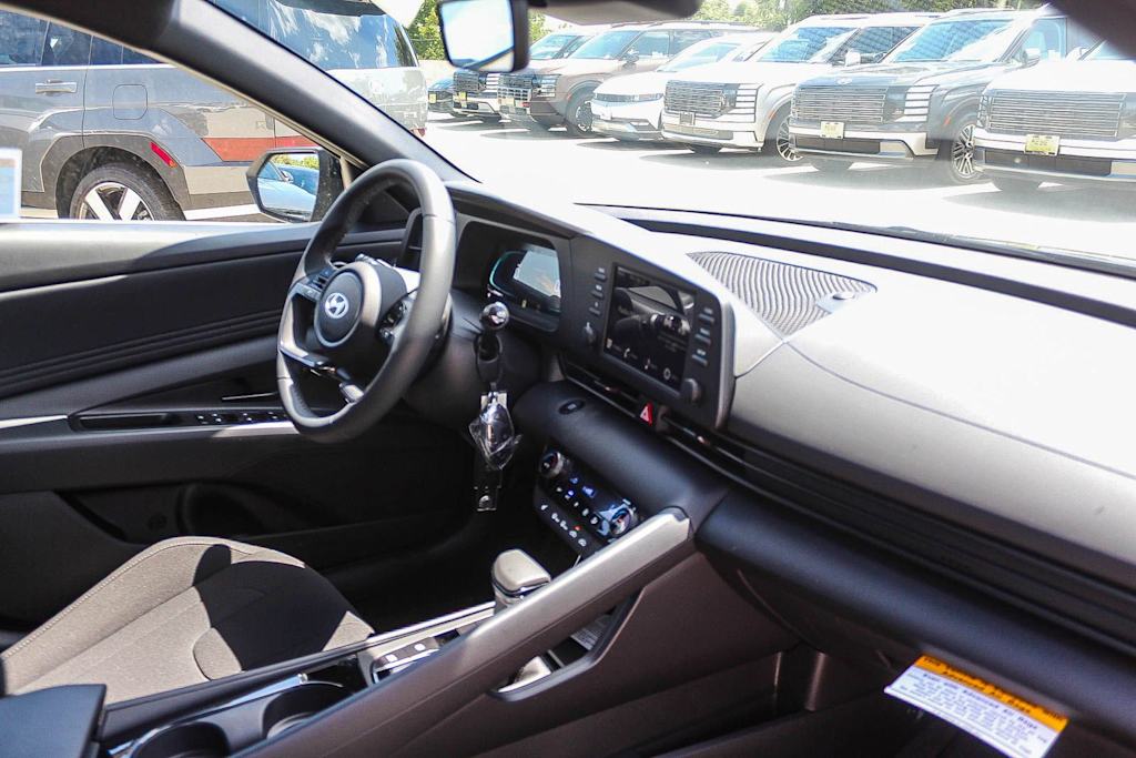 Thumbnail: 2026 Hyundai Elantra - 13