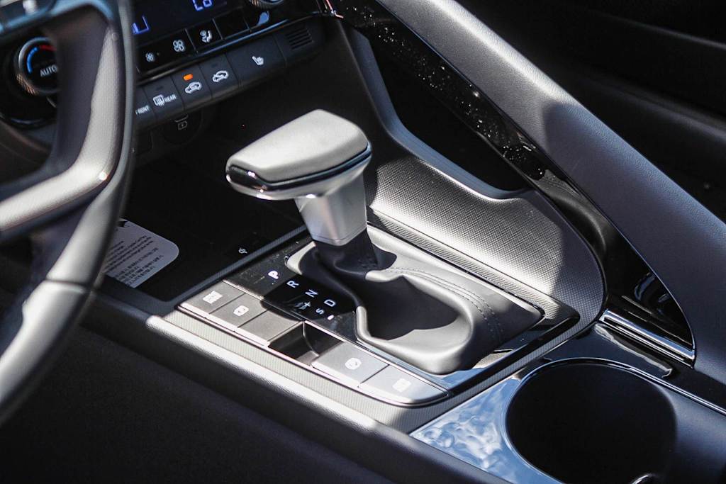 Thumbnail: 2026 Hyundai Elantra - 15