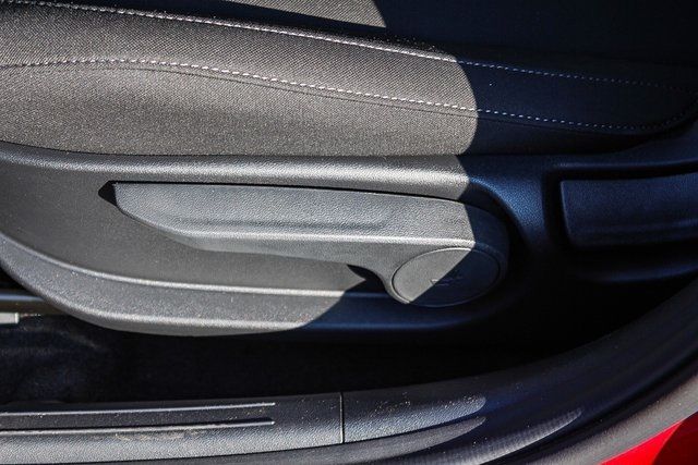 Thumbnail: 2025 Hyundai Elantra - 24