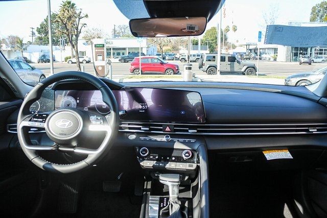 Thumbnail: 2025 Hyundai Elantra - 2