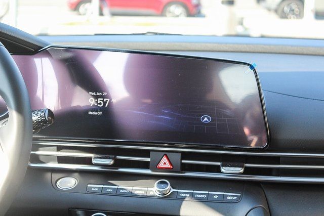 Thumbnail: 2025 Hyundai Elantra - 22