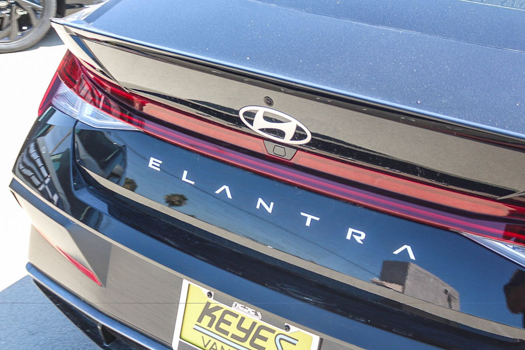 Thumbnail: 2026 Hyundai Elantra - 6