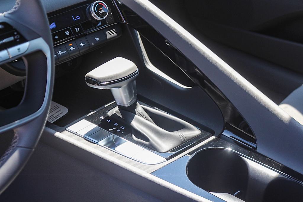 Thumbnail: 2026 Hyundai Elantra - 15