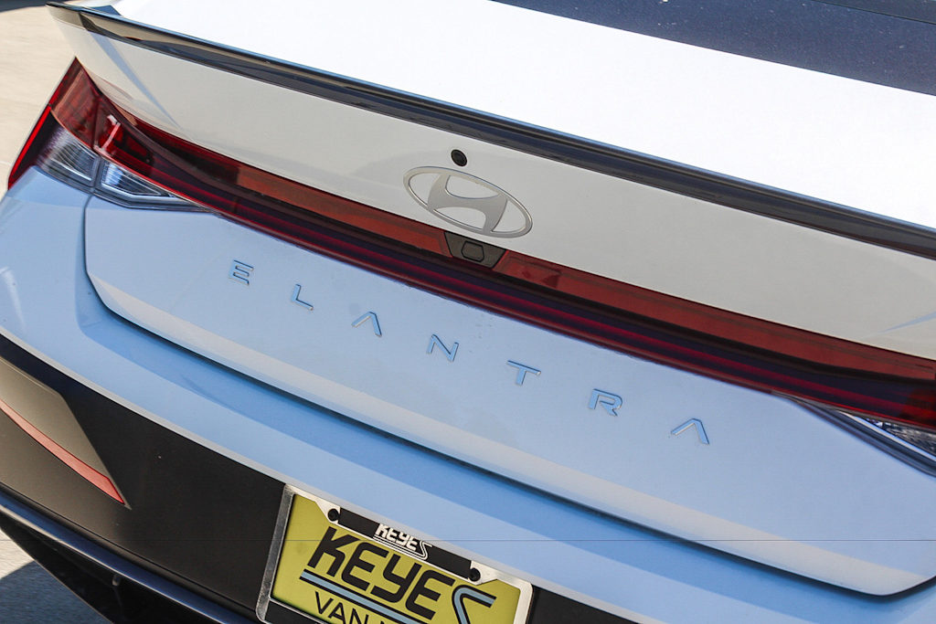 Thumbnail: 2026 Hyundai Elantra - 20