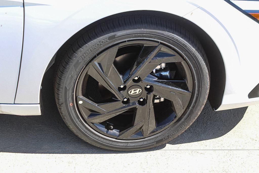 Thumbnail: 2026 Hyundai Elantra - 21