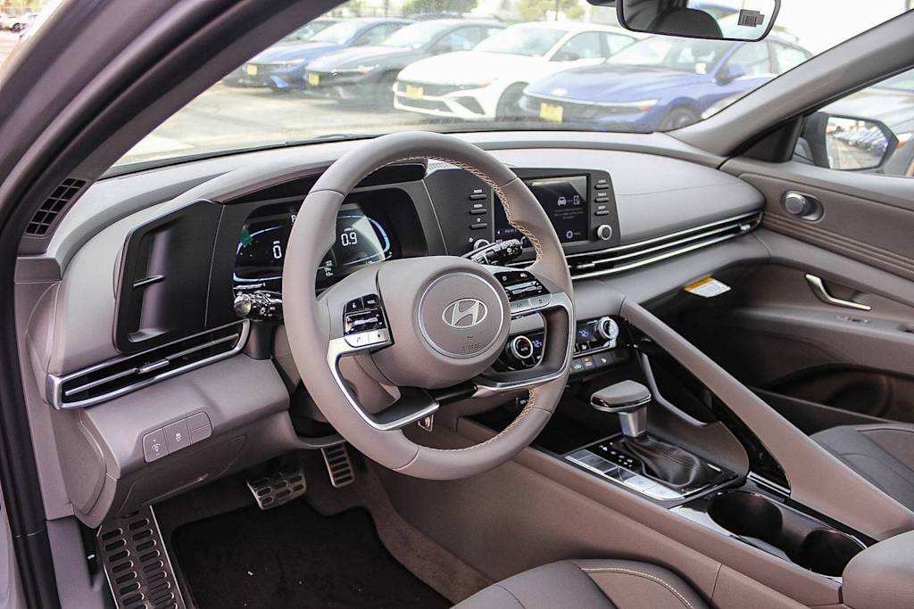 Thumbnail: 2026 Hyundai Elantra - 24