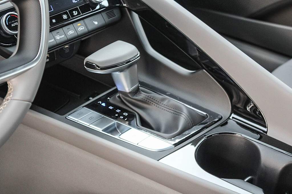 Thumbnail: 2026 Hyundai Elantra - 15