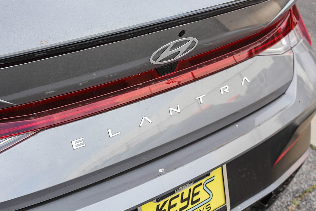 Thumbnail: 2026 Hyundai Elantra - 22