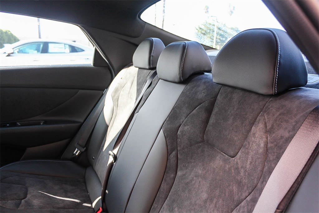 Thumbnail: 2025 Hyundai Elantra - 8