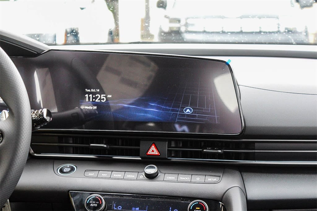 Thumbnail: 2025 Hyundai Elantra - 23