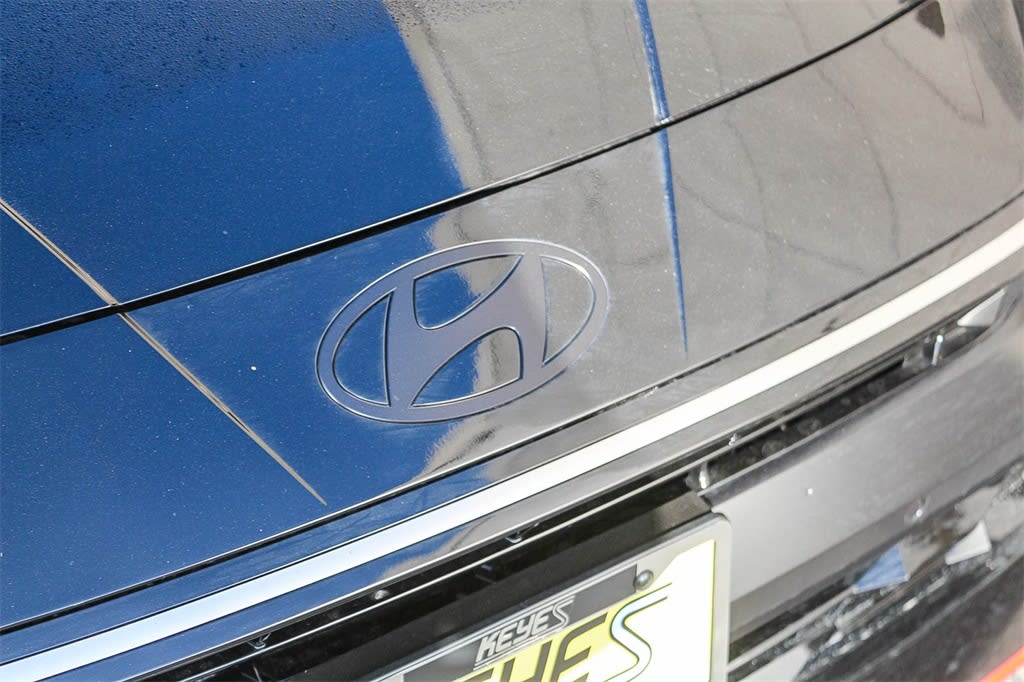 Thumbnail: 2025 Hyundai Elantra - 19