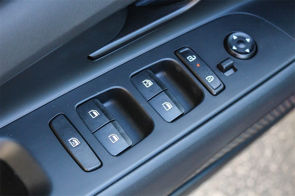 Thumbnail: 2025 Hyundai Elantra - 22