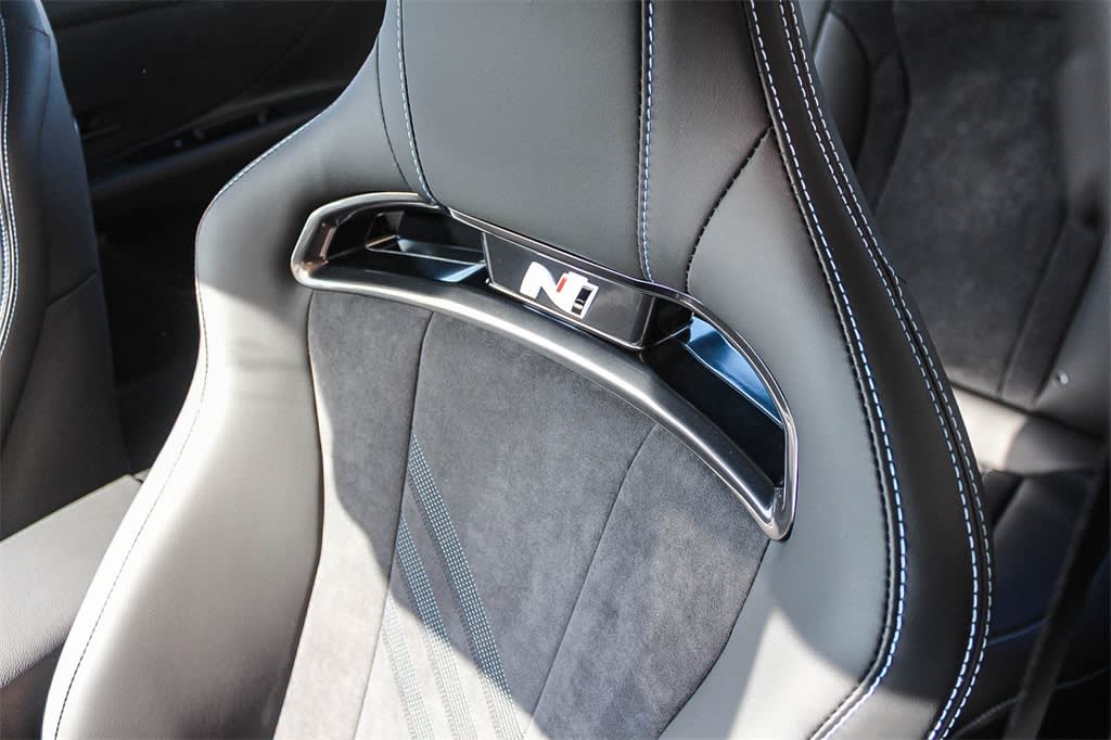 Thumbnail: 2025 Hyundai Elantra - 24