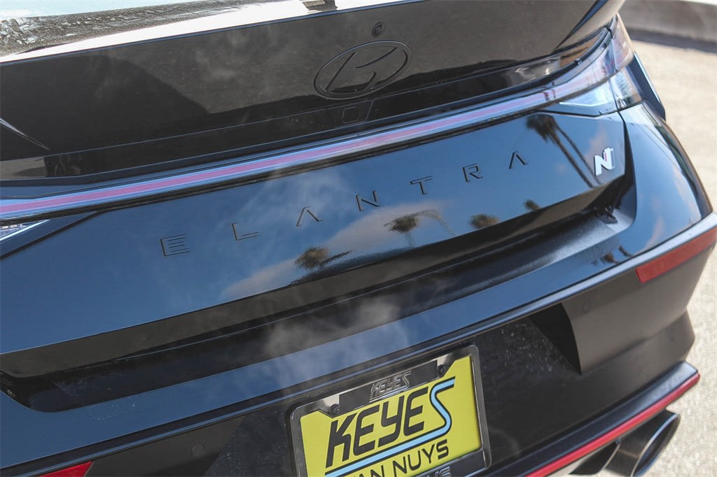 Thumbnail: 2025 Hyundai Elantra - 20