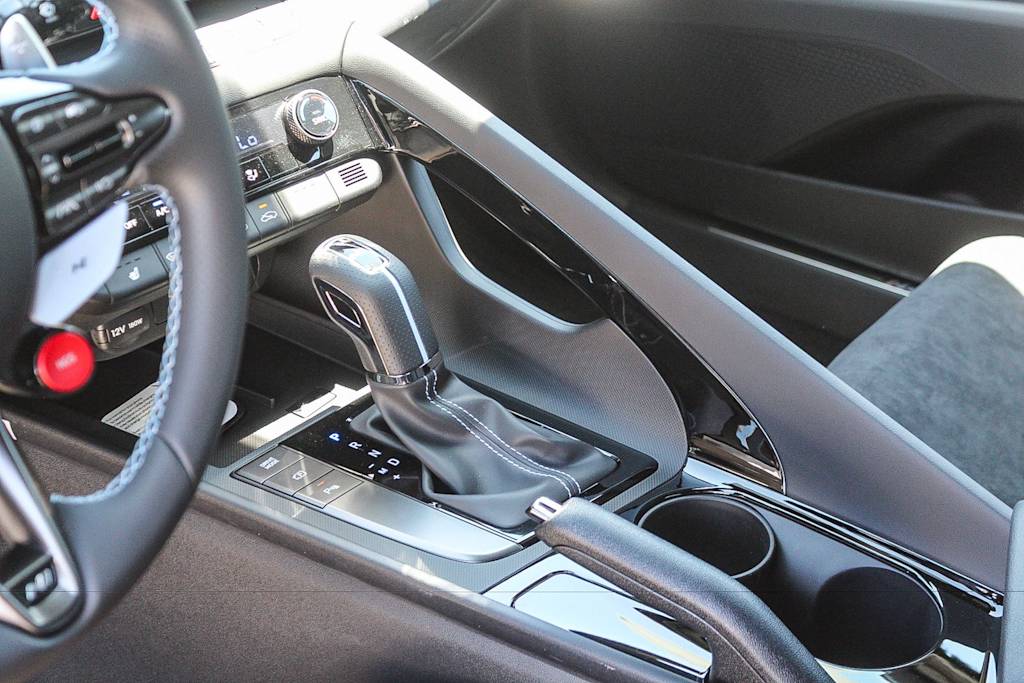 Thumbnail: 2026 Hyundai Elantra - 14