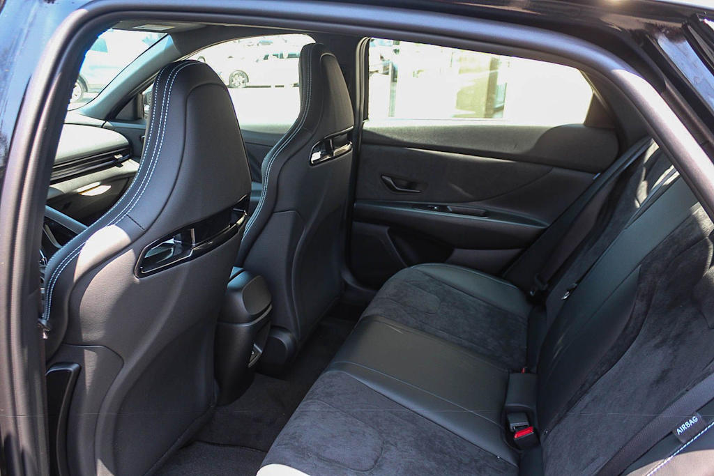 Thumbnail: 2026 Hyundai Elantra - 10