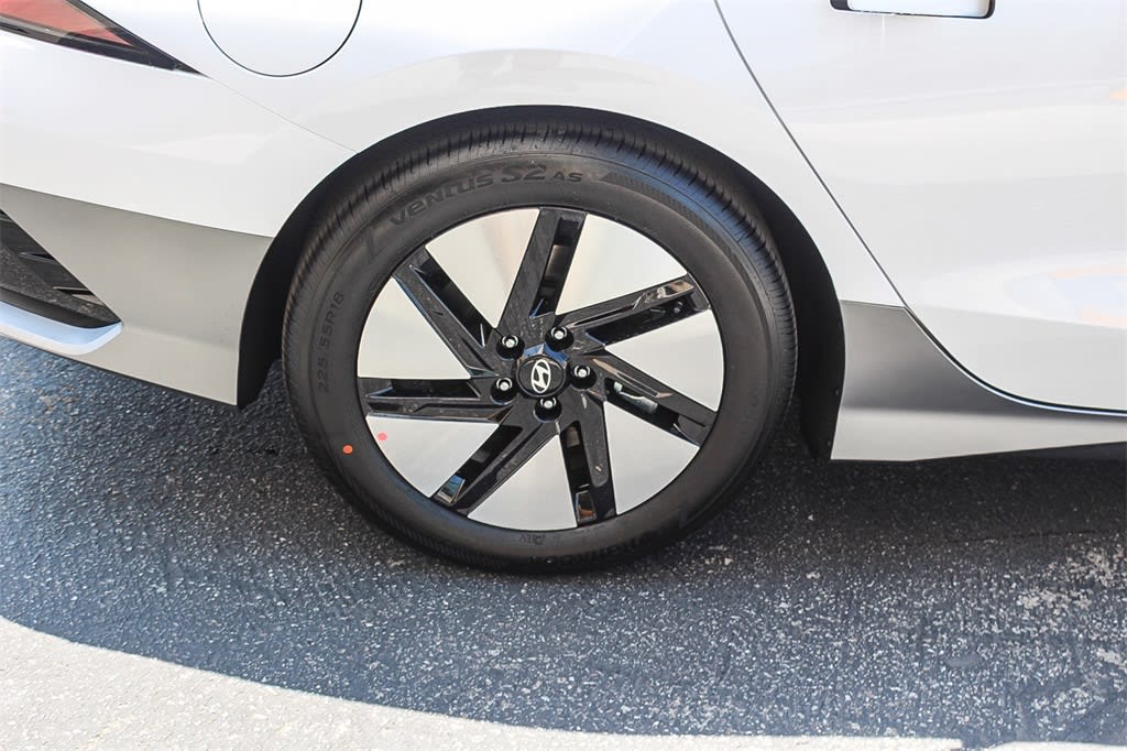 Thumbnail: 2025 Hyundai Ioniq 6 - 6