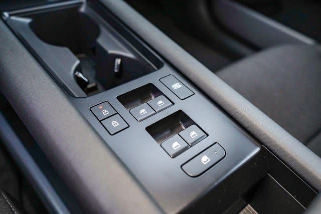 Thumbnail: 2025 Hyundai Ioniq 6 - 13