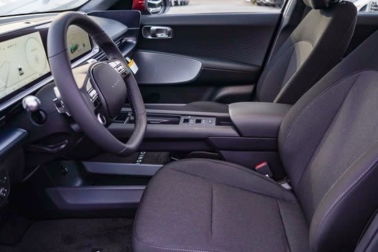 Thumbnail: 2025 Hyundai Ioniq 6 - 10