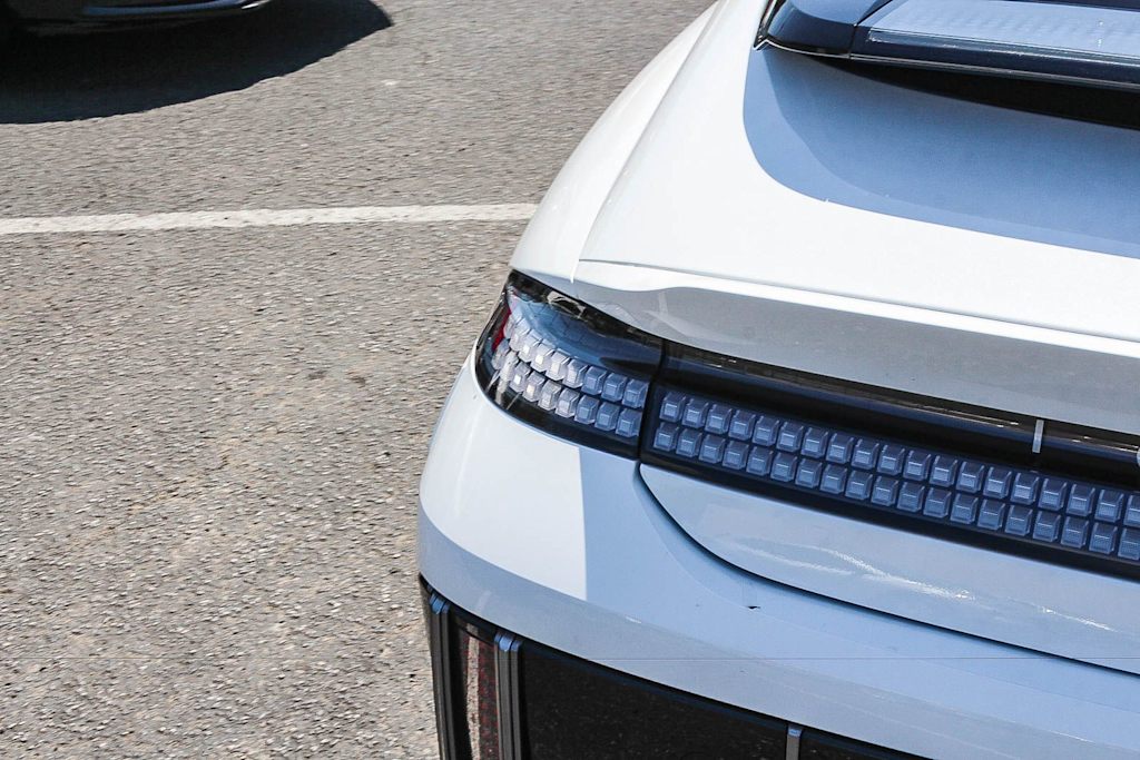 Thumbnail: 2024 Hyundai Ioniq 6 - 5