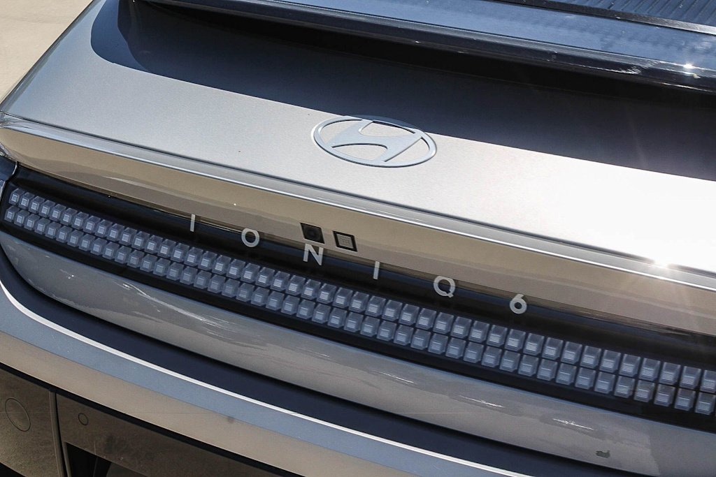 Thumbnail: 2023 Hyundai Ioniq 6 - 5