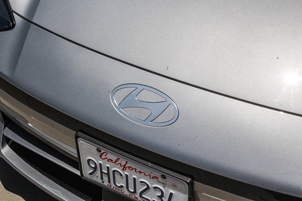 Thumbnail: 2023 Hyundai Ioniq 6 - 19