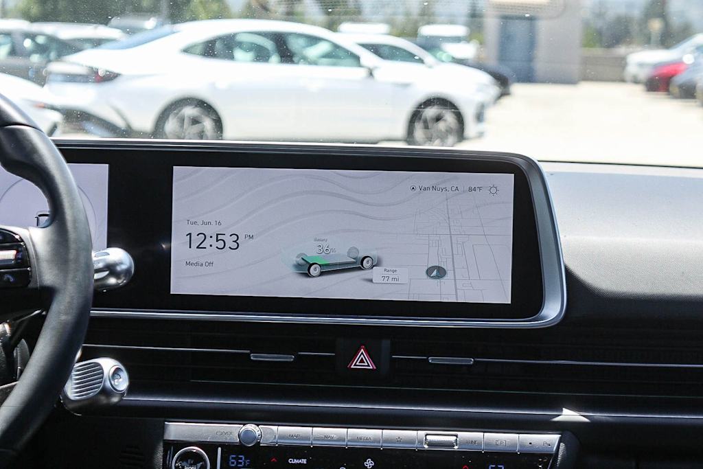 Thumbnail: 2023 Hyundai Ioniq 6 - 21