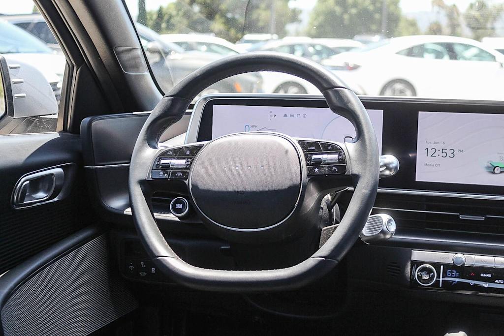 Thumbnail: 2023 Hyundai Ioniq 6 - 7